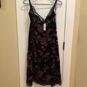 Max Studio black multi color patterned velvet lace detail small short dress NWT